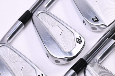 New Level 702 CB/MB Eisen / 5-PW / Stiff Flex Project X Schäfte