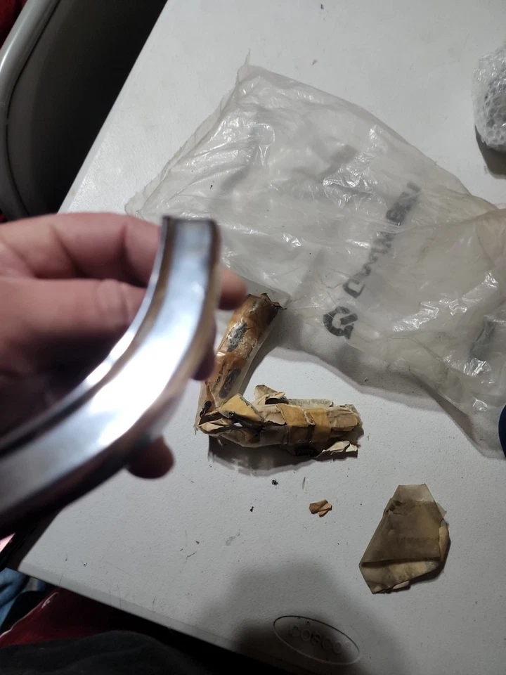 Ford Thunderbird 1973 nos rh rr cuarto de esquina moldura D3Sz-6529078-A OEM Foto 4 de 4