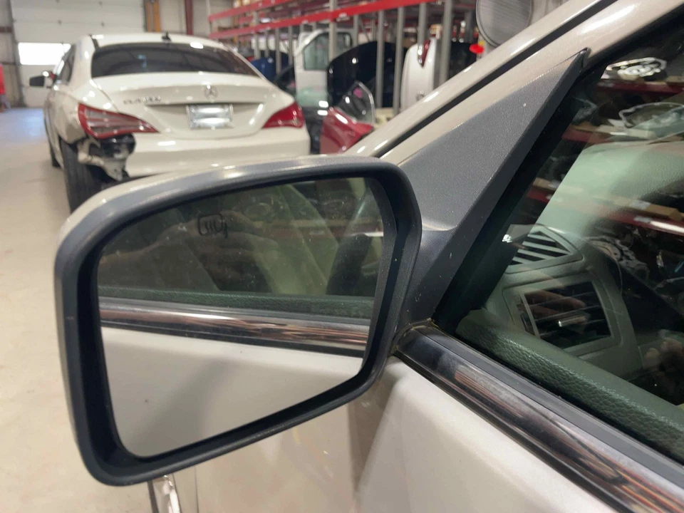 Espejo retrovisor de puerta Mercury Milan 2008 conductor lámpara de aproximación térmica eléctrica izquierda plateada OEM Foto 2 de 2