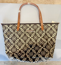 NWT Petunia Pickle Bottom Downtown Large Tote - Secrets of Salvator