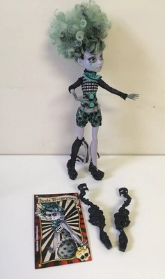 twyla freak du chic