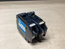 LOT OF 2 General Electric Circuit Breaker 1P 15A 120/240V THQB1115 #110F217*CO