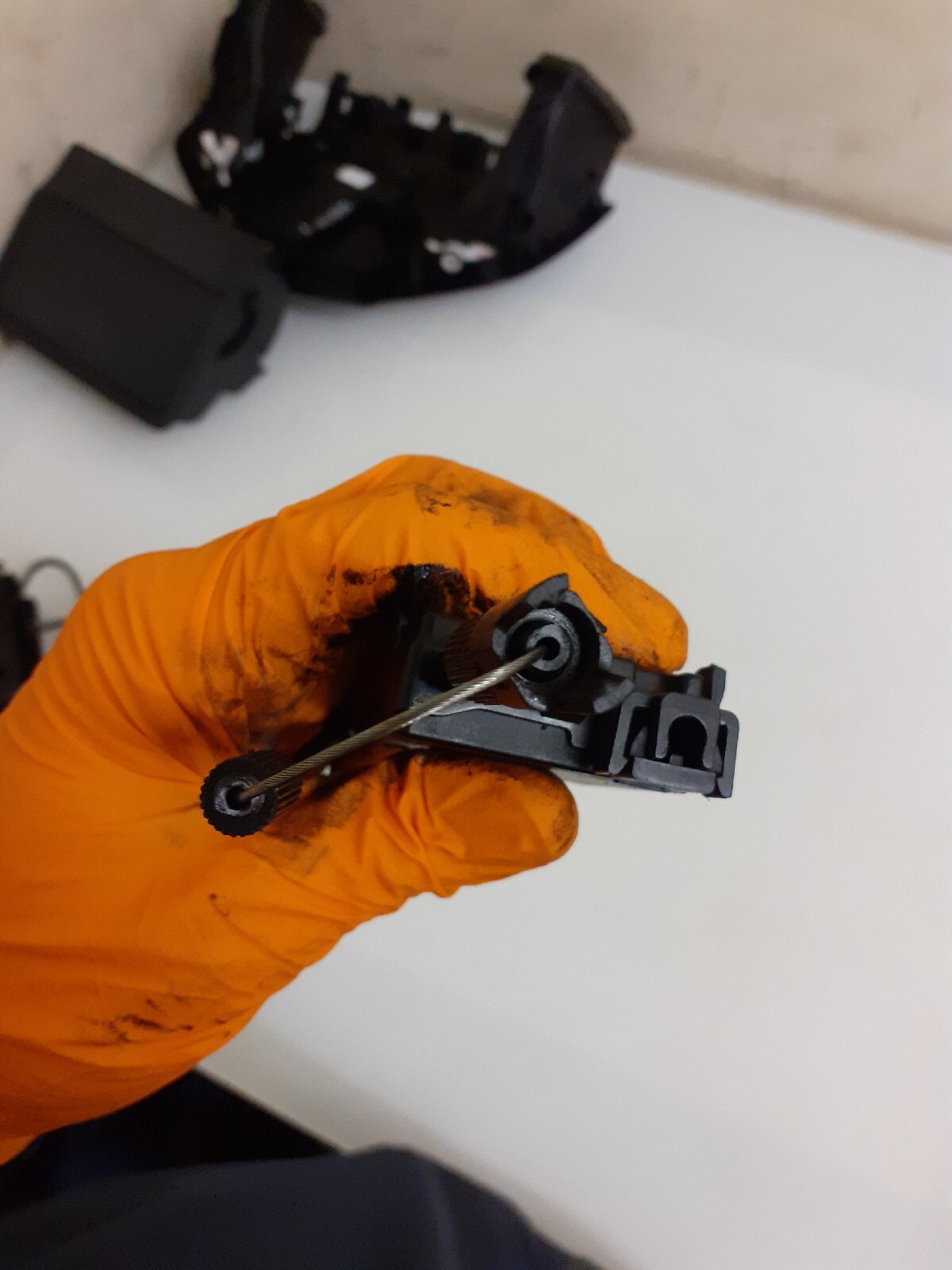 Audi A1 8X Front Centre Release Bowden Cable NEEDS REPAIR