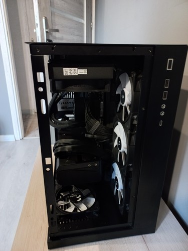 komputer gamingowy I7-12700kf RTX3090 AORUS/RAZER - Zdjęcie 3 z 13