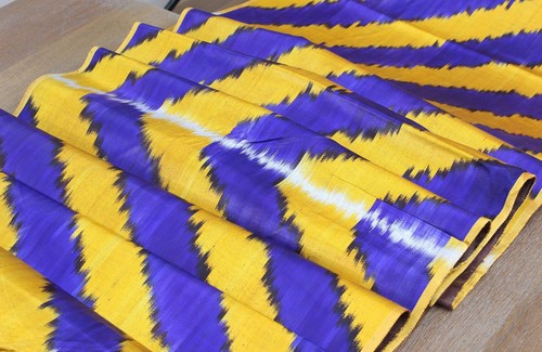Ikat Fabric Silk and Cotton Uzbek 10.00 meters Brand New Fast Shipment 15885-07 - Picture 11 of 15