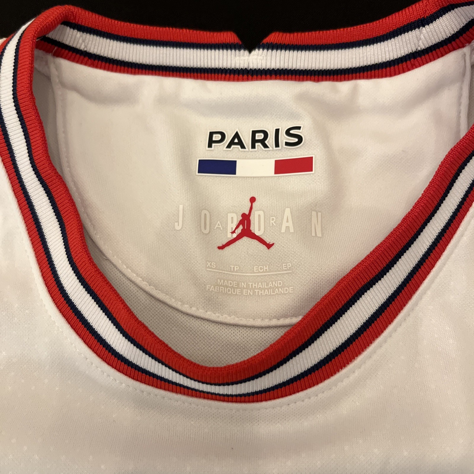 2021-22 Nike Paris Saint-Germain Fourth Shirt XS thumbnail 3