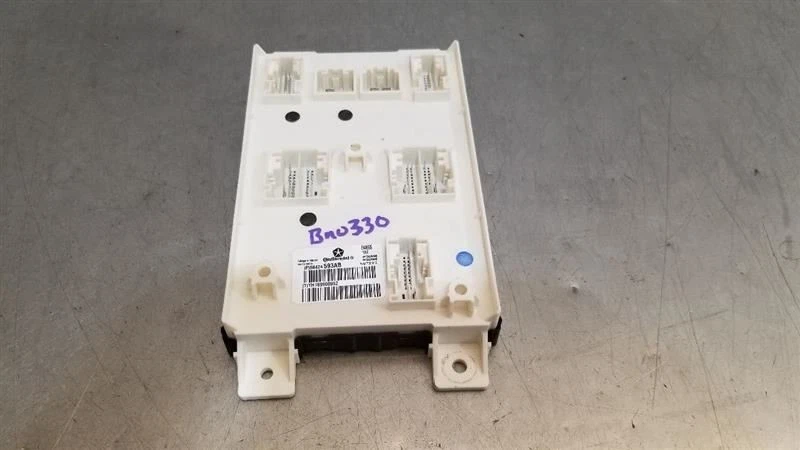 Dodge Challenger 2020 módulo de control de carrocería BCM 68424593AB Foto 2 de 4