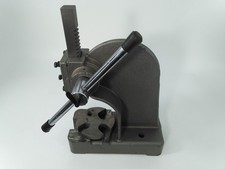 Drehdornpresse &ndash; stabile Handpresse gebraucht Metallbearbeitung