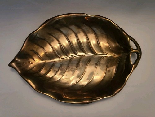 Vintage MCM Heavy Solid Brass Leaf Shaped Trinket Dish Tray 10.5" - Picture 7 of 8