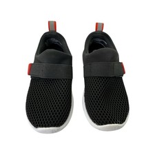 Tenis de agua Austen Cat & Jack para niños pequeños negros verano playa secado rápido talla 8