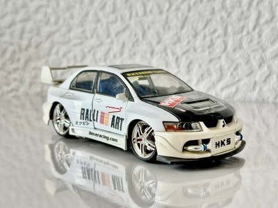 Kentoys Extreme Tuner Mitsubishi Lancer Evolution VIII Evo 8 Maßstab 1:24 Lichter