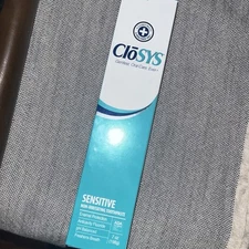 CloSYS Fluoride Toothpaste, Gentle Mint, Whitening, Enamel Protection, 7 Ounce