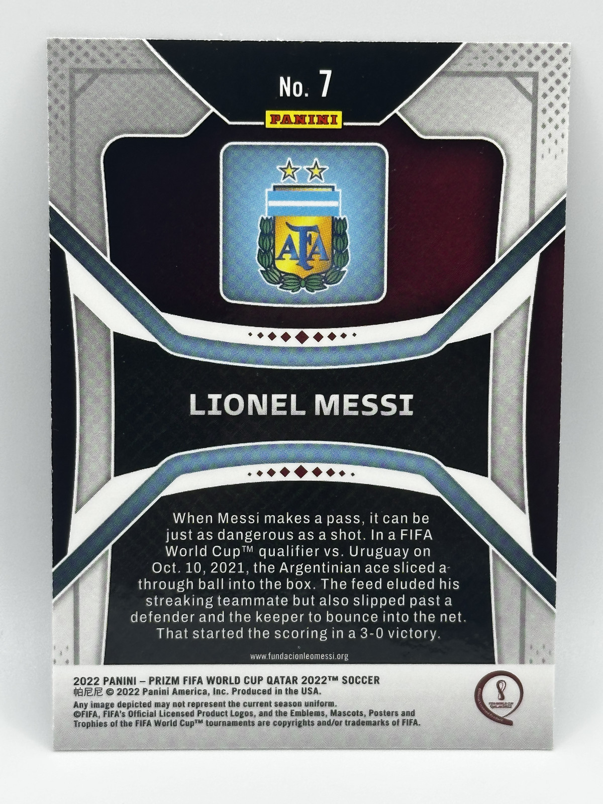 2022 Panini Prizm World Cup Qatar Lionel Messi #7 view 2