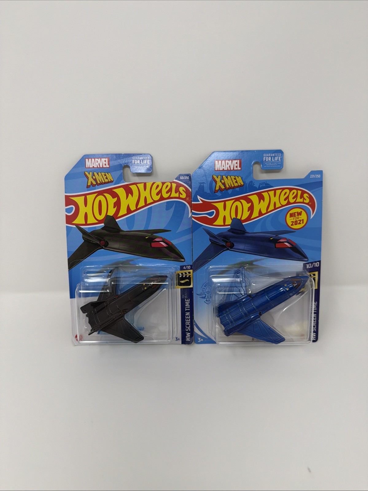 2022 Hot Wheels Marvel X-Men X-Jet ( Blue & Black )  Lot of 2