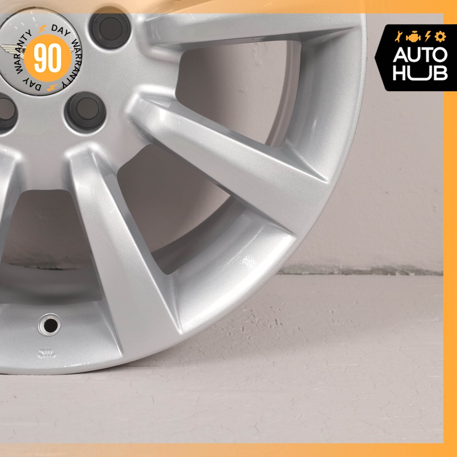 00-04 Aston Martin DB7 Vantage 9.5 x 19 19" Rear Wheel Rim 36124042AB OEM