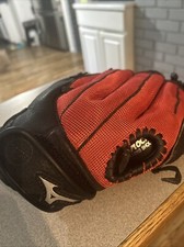 Mizuno Prospect MMX 116P2 11.5" Ballpark Red/Black Leather Baseball Glove RHT