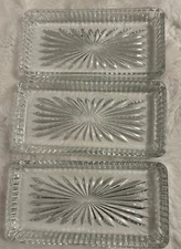 Elegant Vintage Relish/tapas Dishes Set Of Three. 7 1/2” Long And 3 1/2” Wide. 