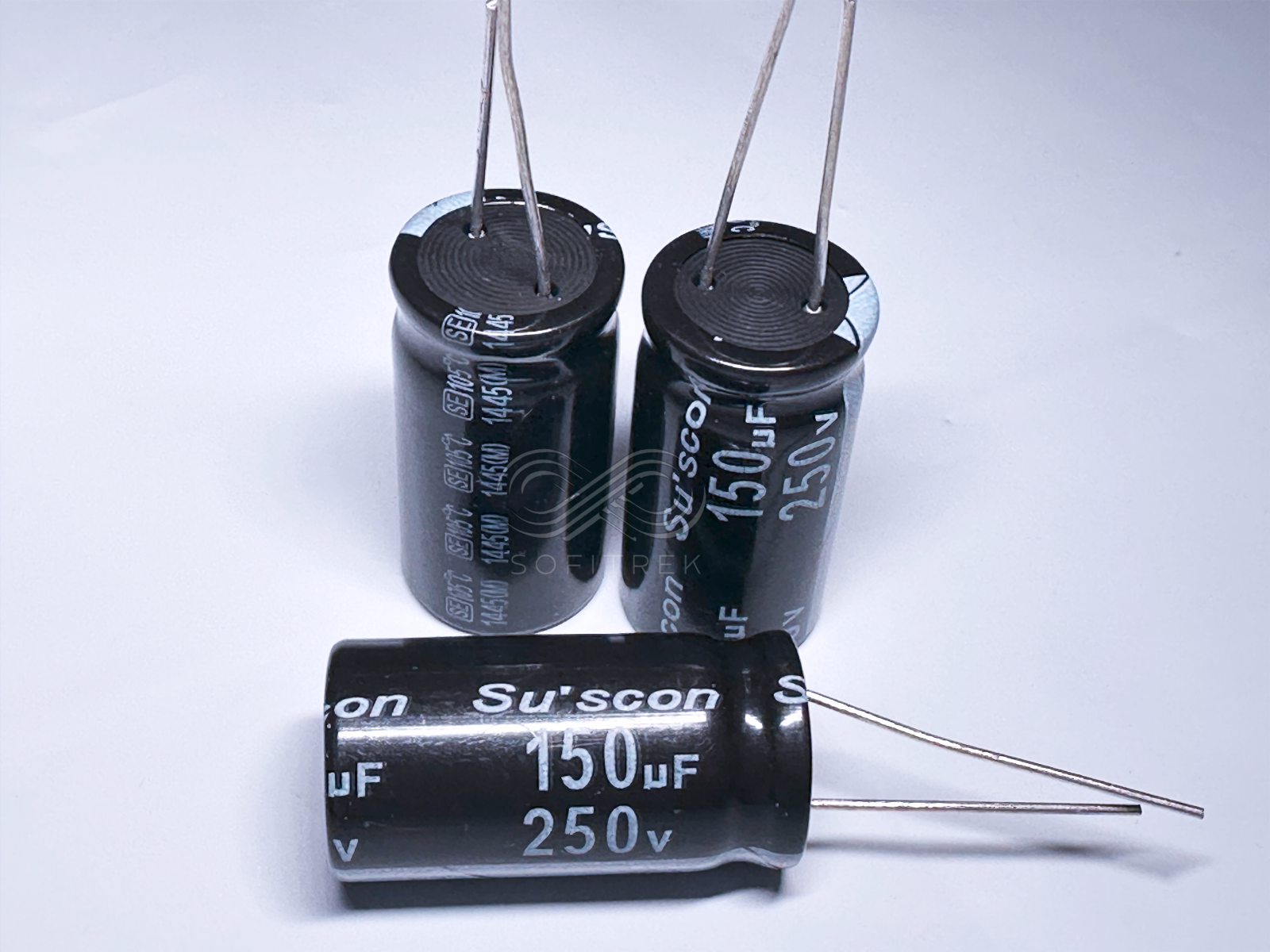 5X SE Suscon 150uF 250V Radial Electrolytic Capacitor 16x31.5mm Long Life