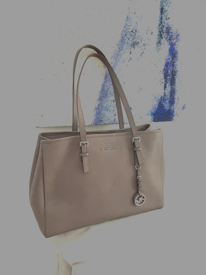 Michael Kors Tasche/Shopper - Leder, chic, elegant, lässig und praktisch.