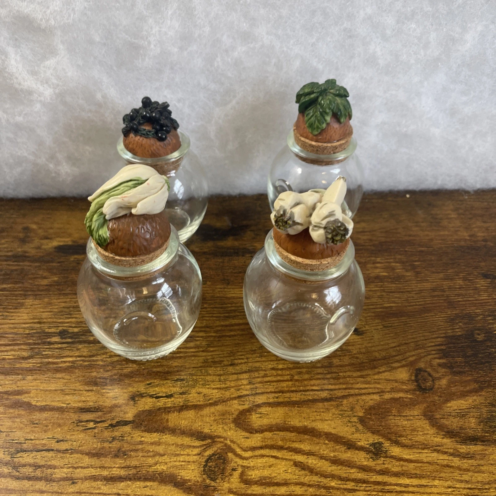 Shonfeld's Glass Spice Jar Round Wood Lid Set 4 Vintage