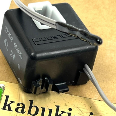 「 専用 」☆ NISSAN Genuine 27674-D4000 Pickup Pathfinder Thermal Switch Assy