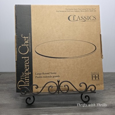 The Pampered Chef Family Heritage - 15'' Large Round Baking Stone #1370 - New 