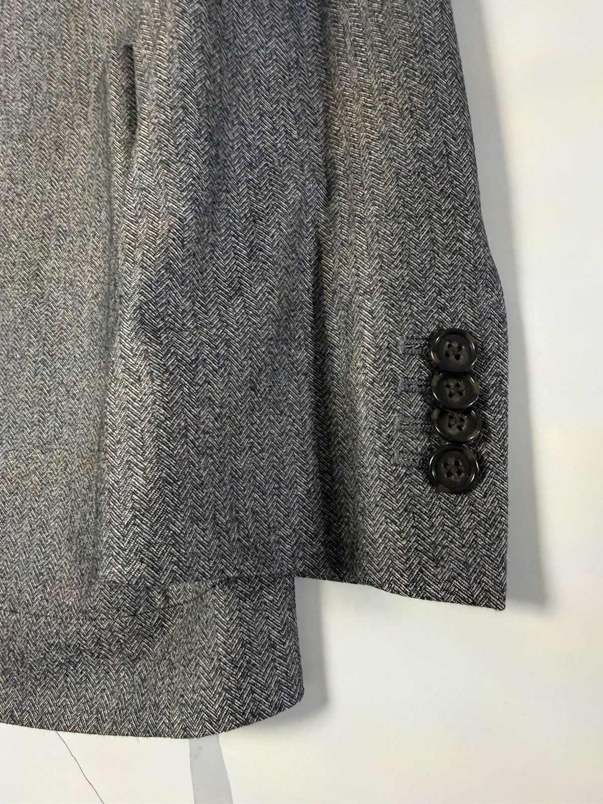 Herringbone Luxury Flannel - 42 R Jacket, 34x32 Pants, Banana Republic image 2
