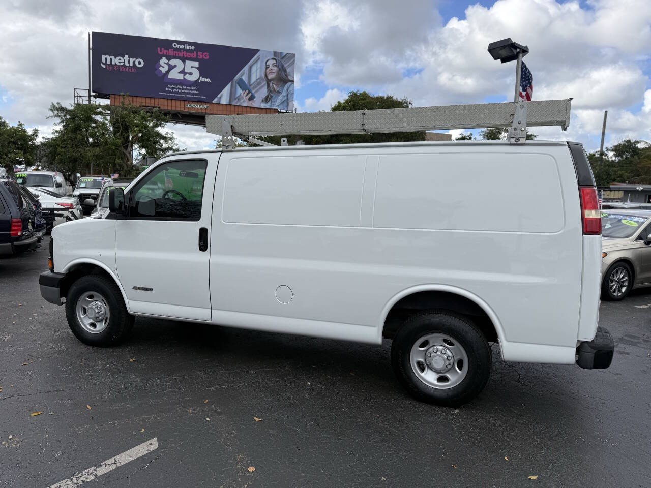 2006 Chevrolet Express 2500 3dr Van thumbnail 4