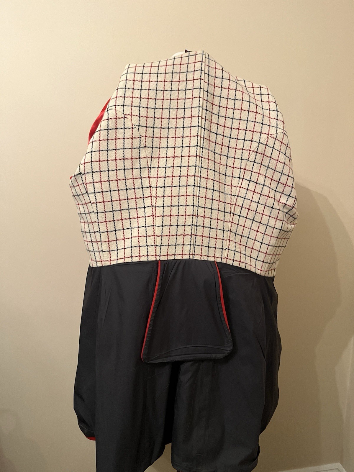 Gentlemen’s Red Hunting Jacket image 6