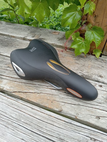 Selle Royal CoolXSenium Fahrradsattel schwarz Komfort Made in Italy