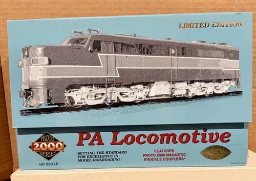 Locomotora diésel Proto 2000 HO 21568 AT&SF 70 DC Motor C8 trenes reales PA | Zustand: New