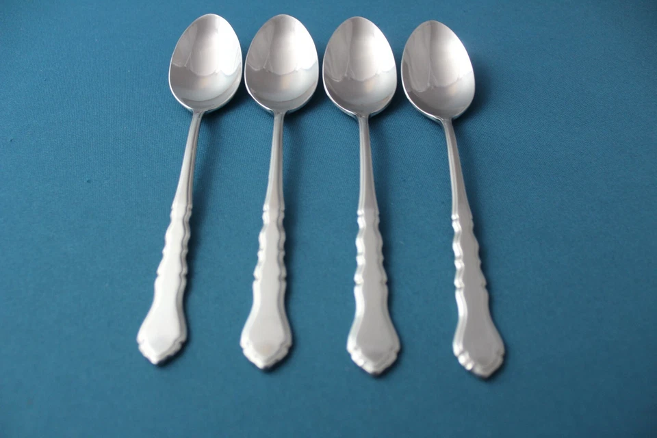 4 cucharaditas International Lyon IS AMERICANA acero inoxidable 6 1/8" Foto 2 de 4