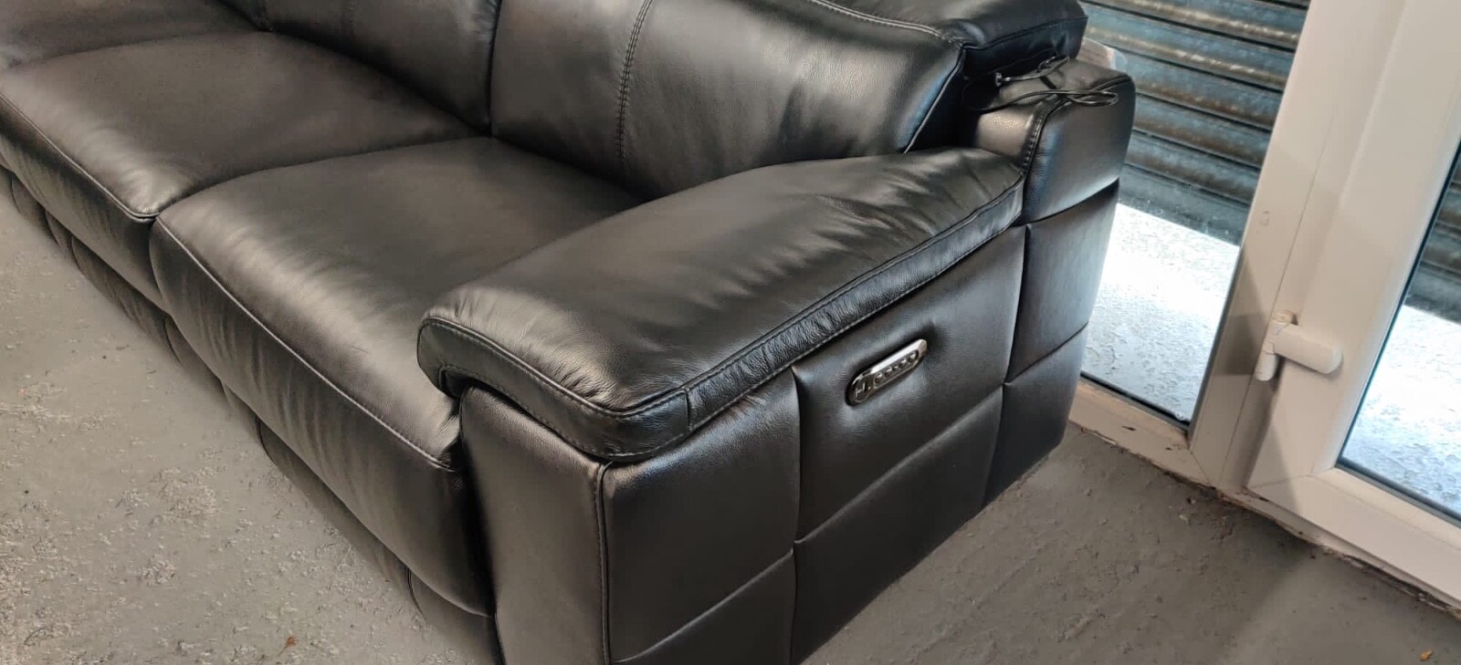 SOFOLOGY LAURENCE CORNER SOFA ELECTRIC POWER RECLINER HEADREST BLACK LEATHER 2C2 eBay