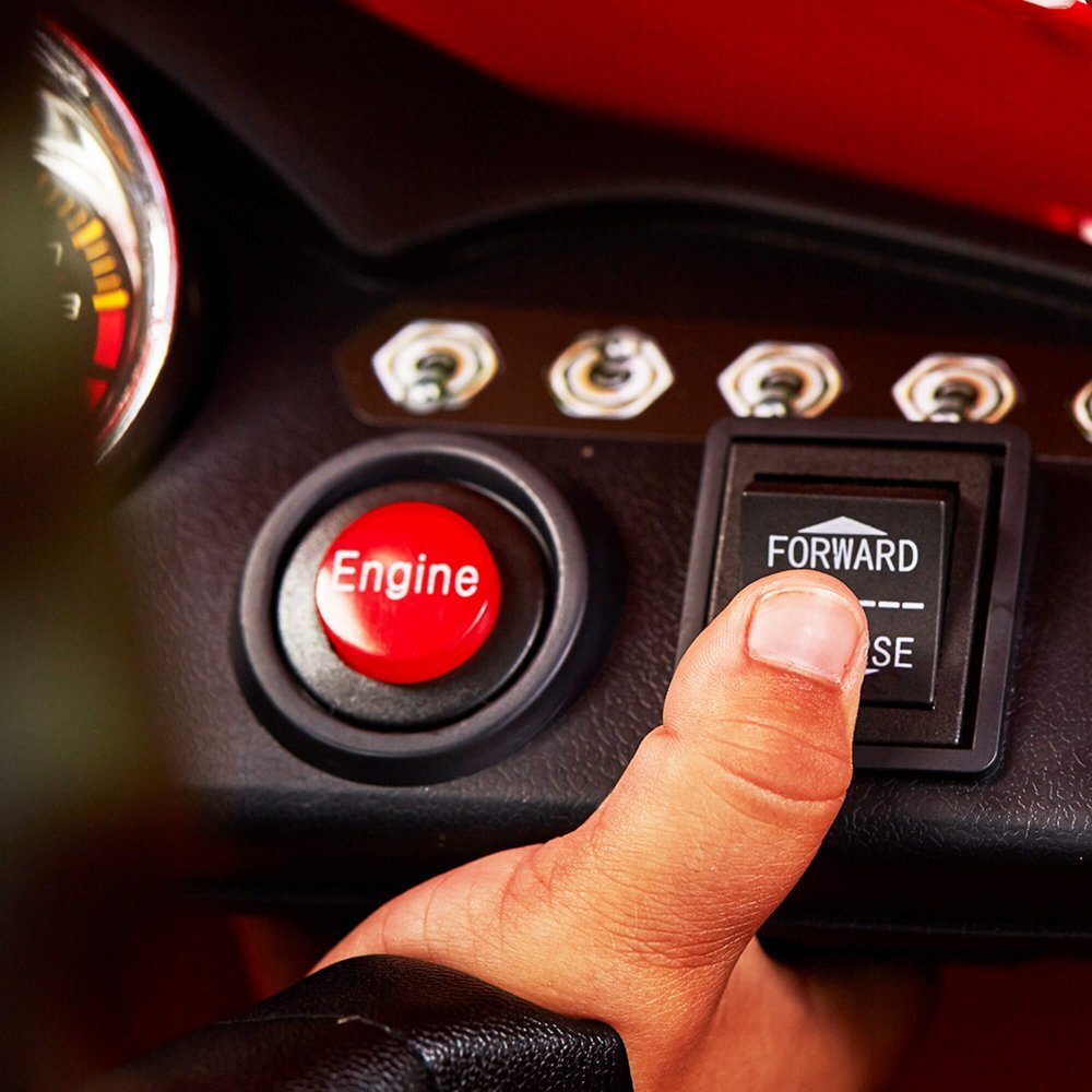 Cars Lightning McQueen Battery-Powered Vehicle w/ Sound Effects, Ages 3+