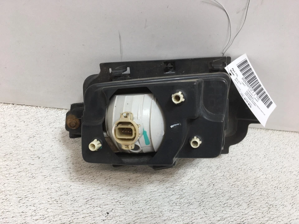 07 08 09 10 11 12 13 14 15 Chevrolet CHEVY SILVERADO 1500 lâmpada dianteira direita - Imagem 2 de 3