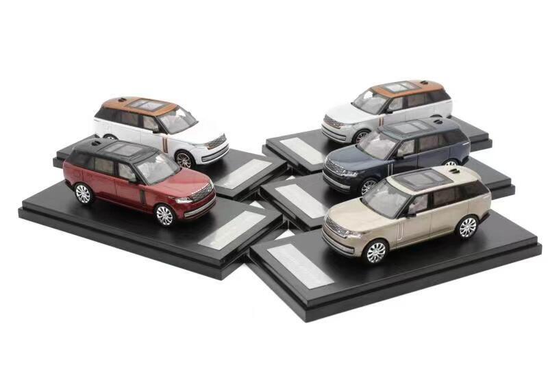 LAND ROVER RANGE ROVER 1/64 白 LCD MODELS 1/64 LCD 2022 Land Rover Range Rover (White with Black Top