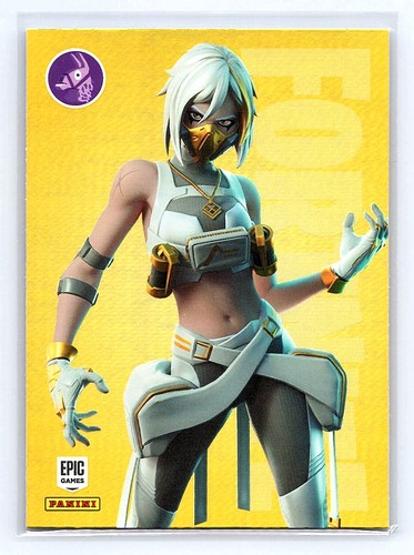 Double Agent Hush [Optichrome Holo] #123 2021 Panini Fortnite card