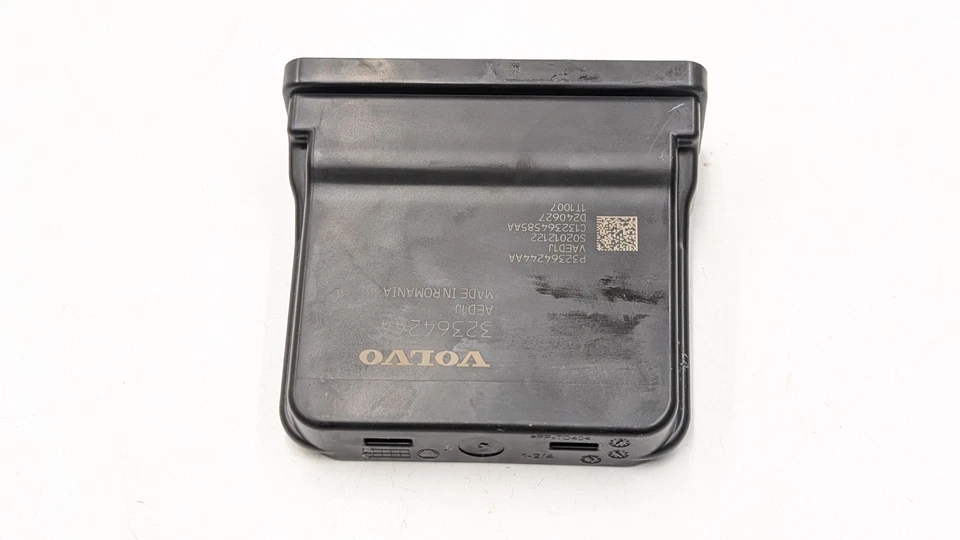 VOLVO XC60 MK2 BLUETOOTH CONTROL MODULE ECU 32364244 2024 - Image 3 of 4
