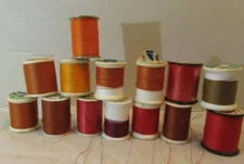 VINTAGE sewing general vintage lot of 14 spools RED ORANGE SHADES THREAD