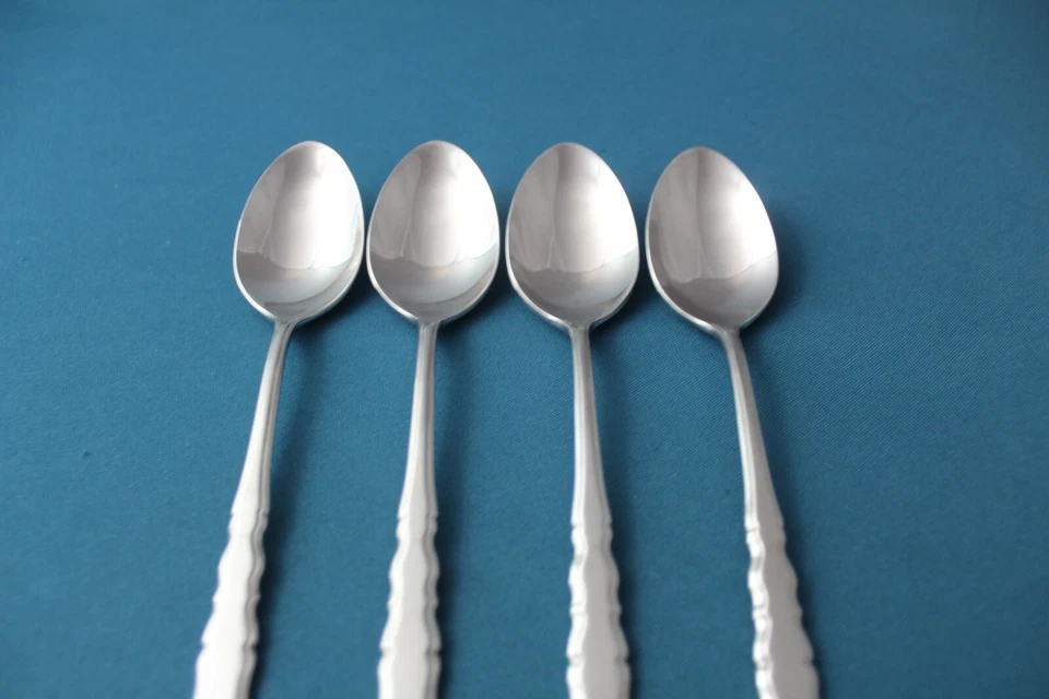 4 cucharaditas International Lyon IS AMERICANA acero inoxidable 6 1/8" Foto 3 de 4