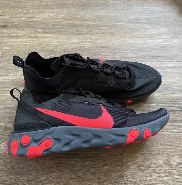 nike react element solar red