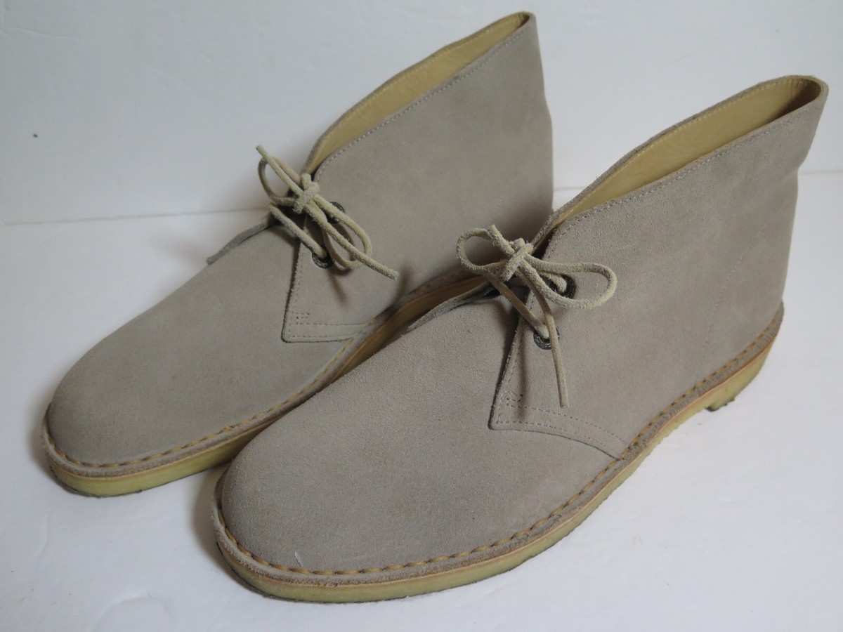 Vtg Clarks Made in England Desert Boots Crepe Sole Sand Suede Sz