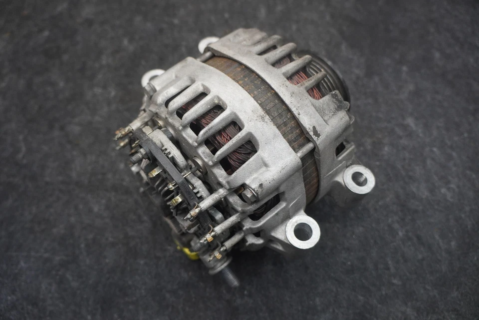 Alternator 25888947 OEM Chevrolet Corvette ZR1 C6 2009-13 *Note* - Image 4 of 4