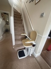 Acorn 180 Curved Stairlift – Fully Reconditioned & Made to Measure