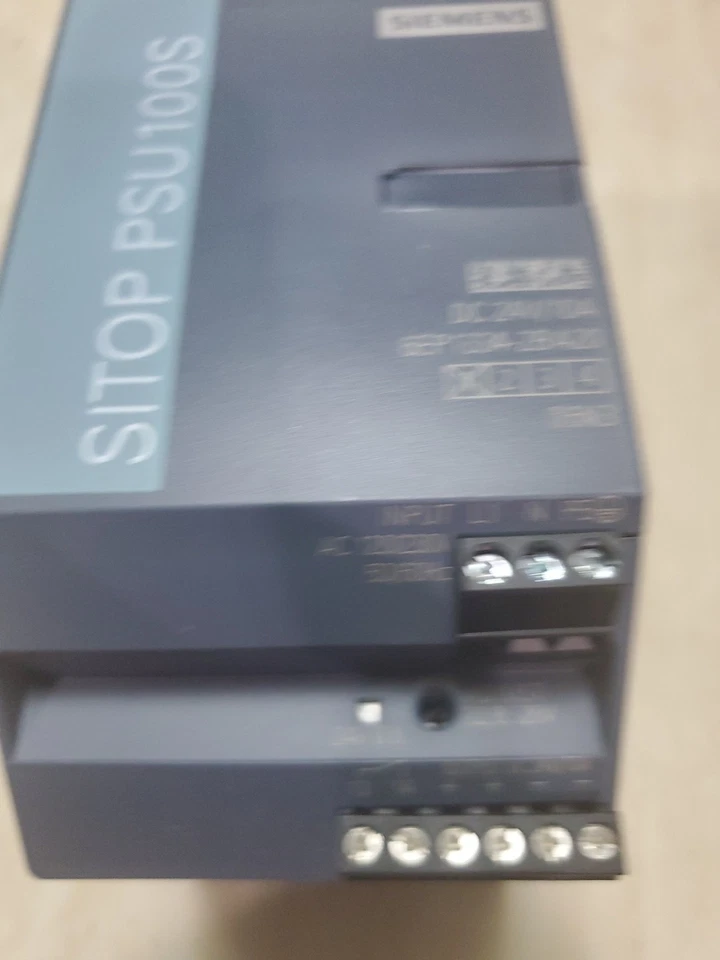 Новый Siemens 6EP1334-2BA20 Sitop PSU100S источник питания 6EP13342BA20 - Изображение 2 из 4