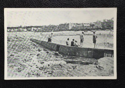 East Bay und Modellyacht Teich North Berwick 1949 Postkarte J B weiß