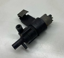 Mercedes W124 DIESEL Zusatz Wasser Umw&auml;lz Pumpe 0018352564 mit Halter 1248302214