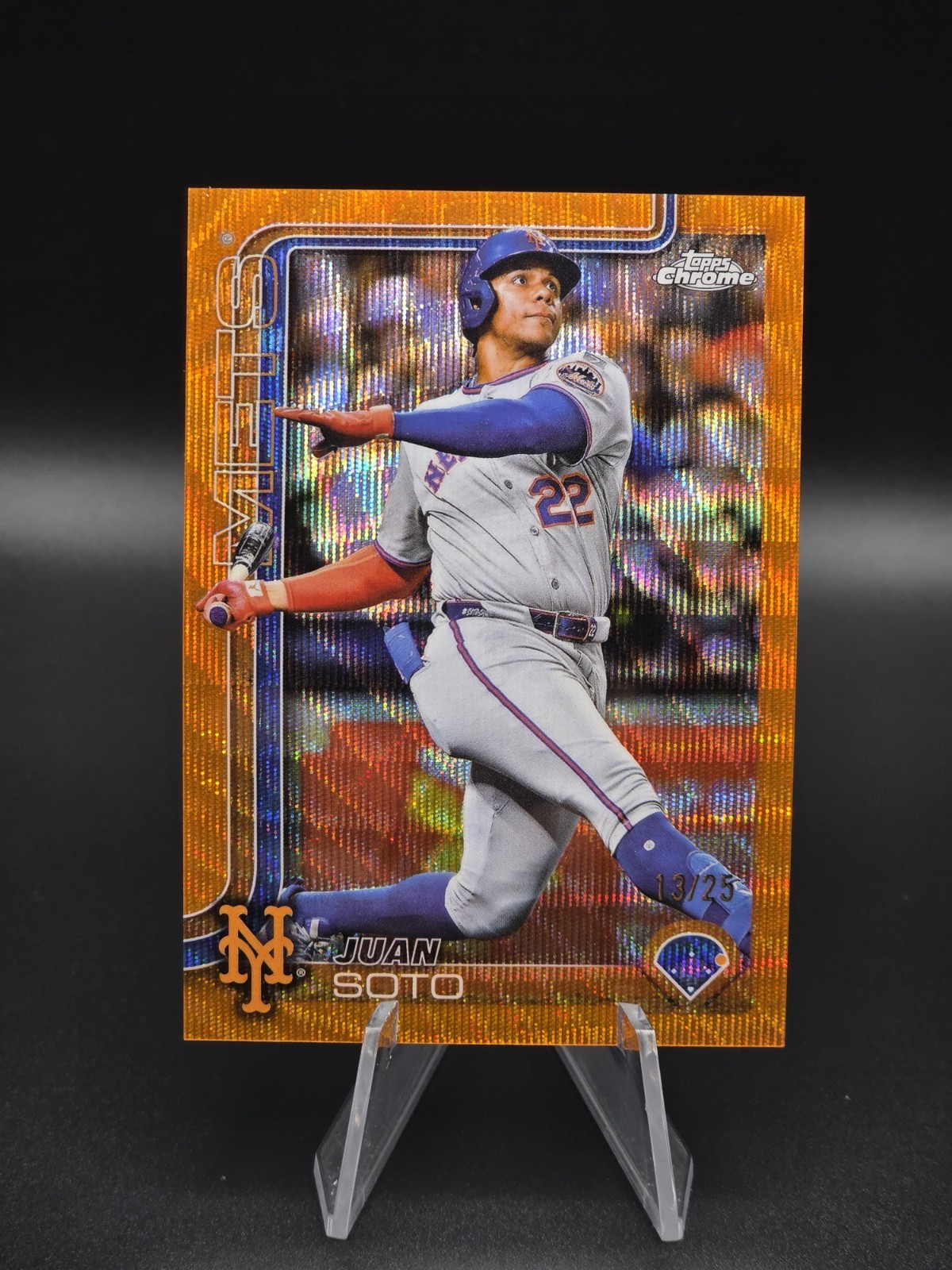 Juan Soto /25 - 2025 Topps Chrome, Orange Wave Refractor #200