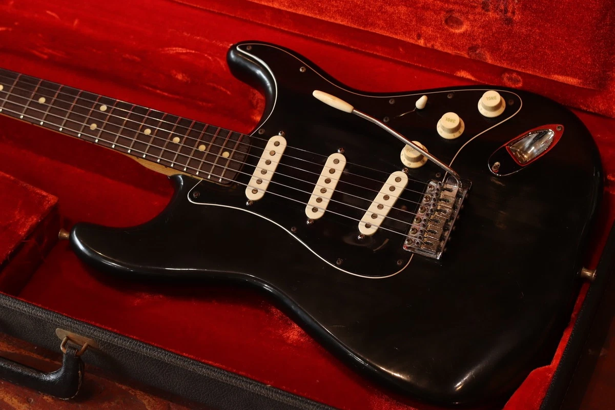 ギター Fender USA 1977 stratcaster mod Preços baixos em Fender Stratocaster 1977 | eBay