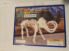 iq assembling products Series 039656 Mammoth Wood Model Kit New In Box
